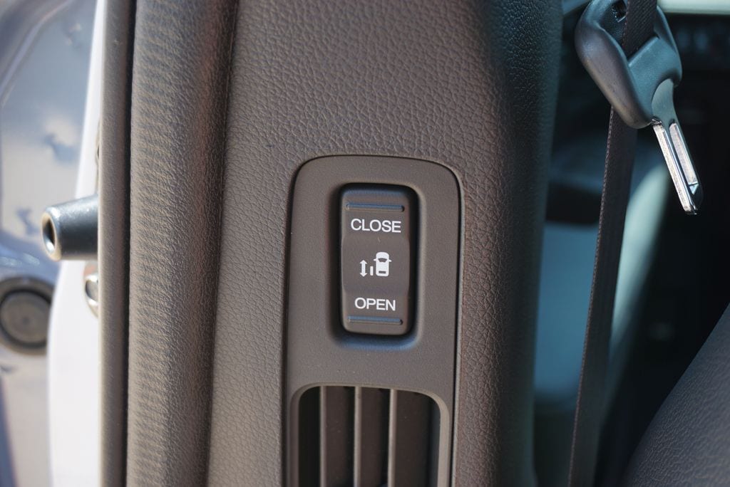 2026 Honda Odyssey Touring - Photo 17