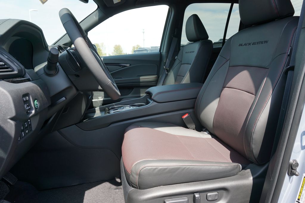 2026 Honda Ridgeline Black Edition - Photo 17