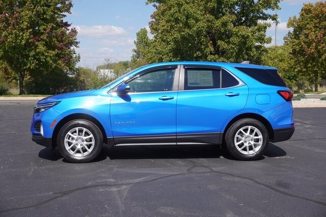 2024 Chevrolet Equinox photo 2
