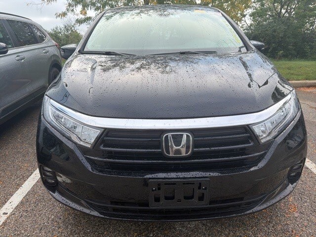 2022 Honda Odyssey Elite photo 2