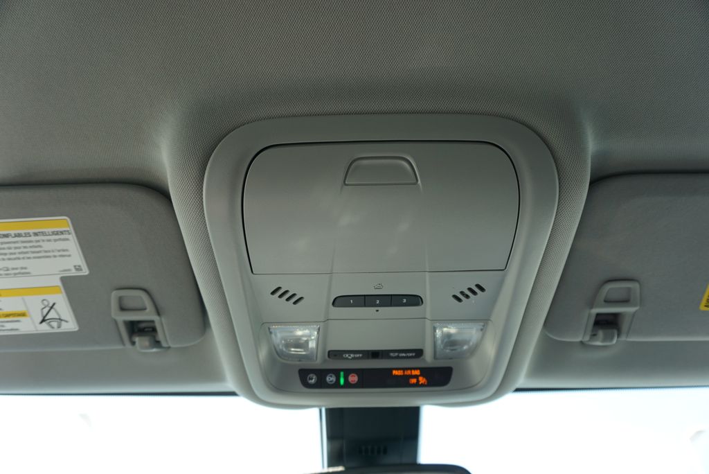 2022 GMC Terrain SLT - Photo 37