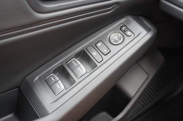 2025 Honda Accord SE - Photo 29