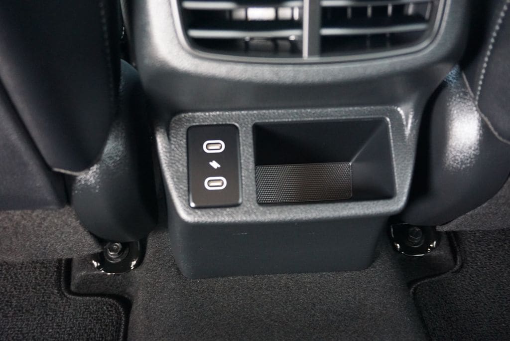2024 Kia Seltos EX - Photo 12
