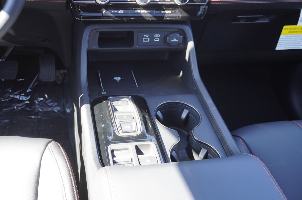 2025 Honda Pilot TrailSport - Photo 17