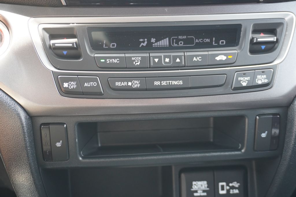 2023 Honda Passport EX-L - Photo 22