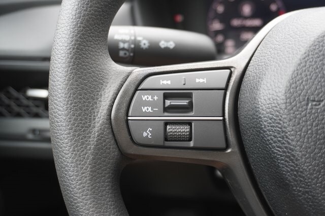 2025 Honda Accord SE - Photo 24