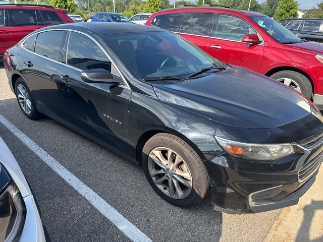 Used 2016 Chevrolet Malibu 1LT with VIN 1G1ZE5ST9GF211565 for sale in Grandville, MI