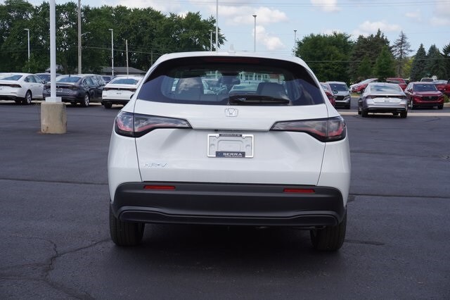 2026 Honda HR-V LX photo 3