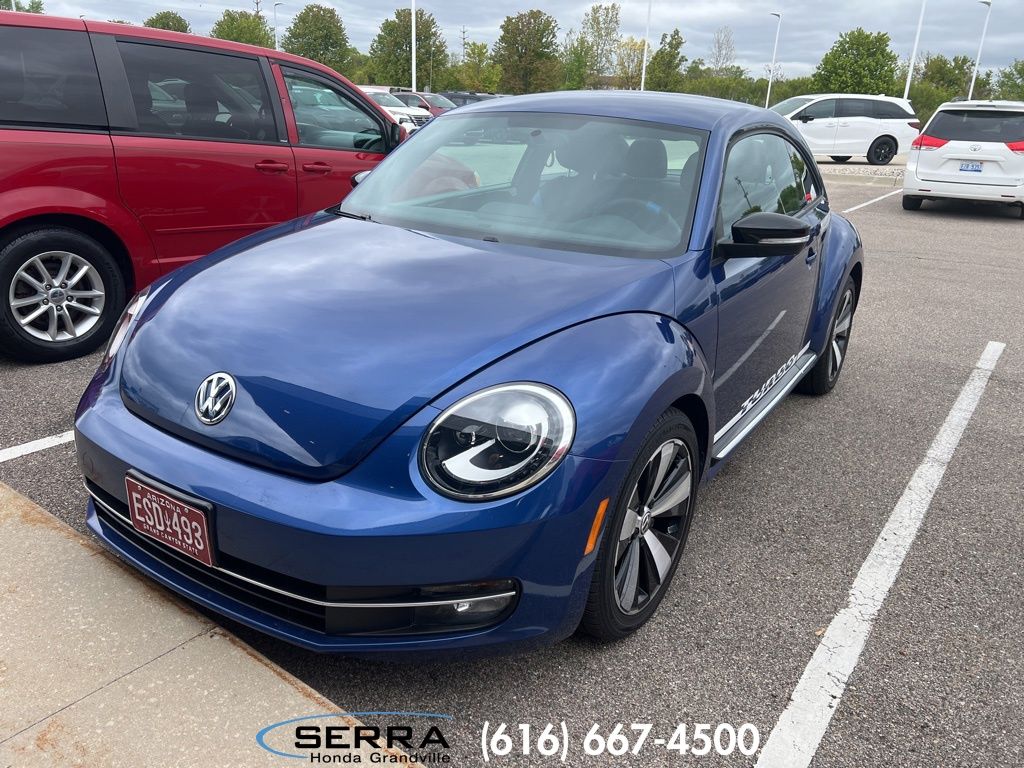2012 Volkswagen Beetle 2.0T Black Turbo Launch Edition's photo
