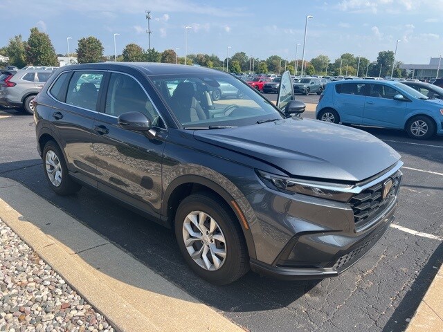 2023 Honda CR-V LX photo 3