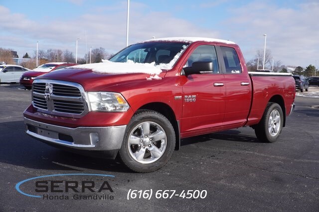 2013 RAM 1500 SLT's photo