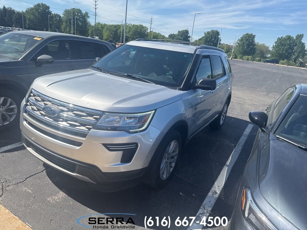 2018 Ford Explorer XLT 4WD's photo