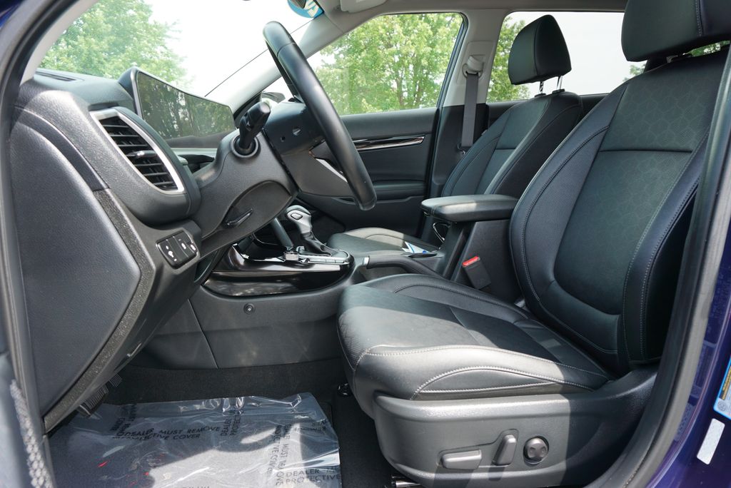 2024 Kia Seltos EX - Photo 17