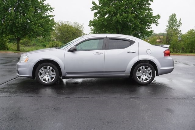Used 2013 Dodge Avenger SE with VIN 1C3CDZAB9DN710582 for sale in Grandville, MI