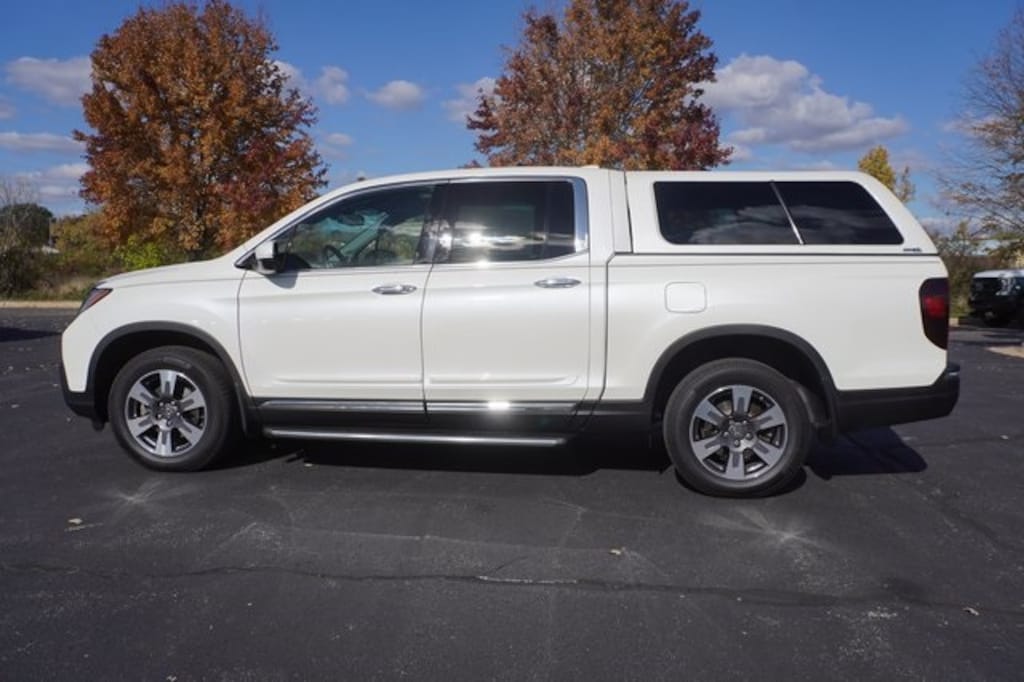 Used 2017 Honda Ridgeline RTL-E AWD Truck Crew Cab