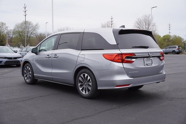 2023 Honda Odyssey EX-L photo 3