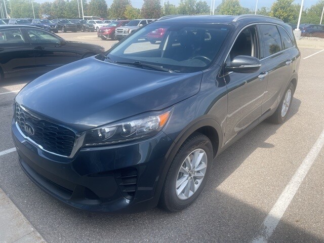 2019 Kia Sorento LX S photo 3
