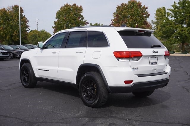 2018 Jeep Grand Cherokee Laredo photo 3