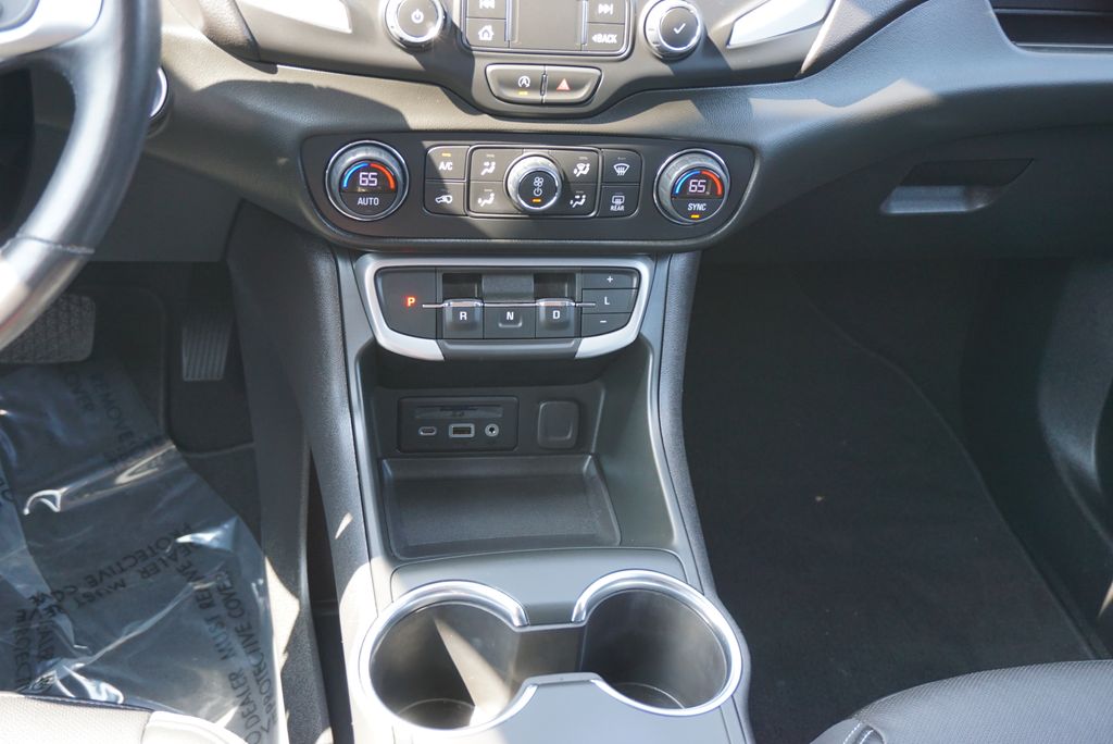 2022 GMC Terrain SLT - Photo 18