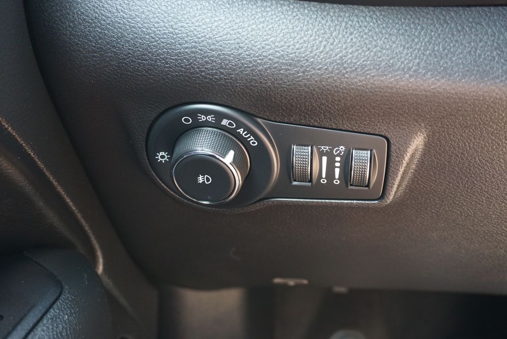 2023 Jeep Compass Trailhawk - Photo 29