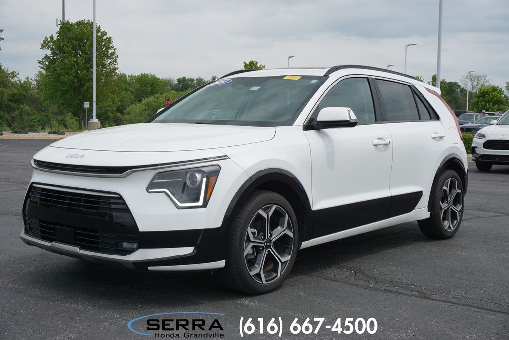 2024 Kia Niro EX Touring HEV's photo
