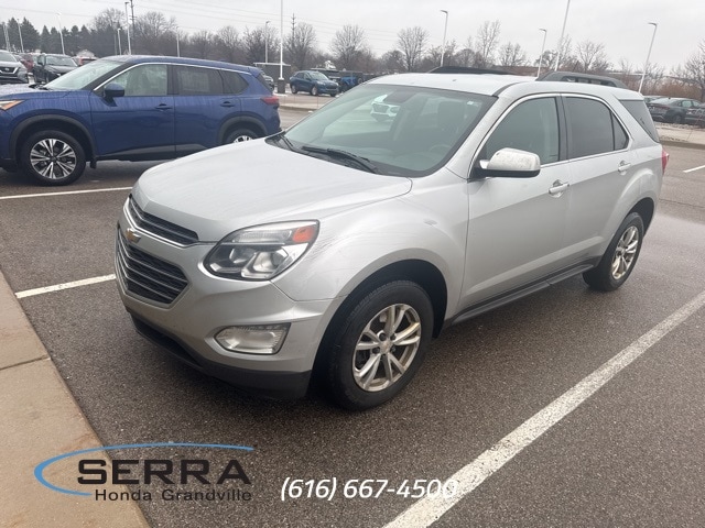 2017 Chevrolet Equinox LT's photo