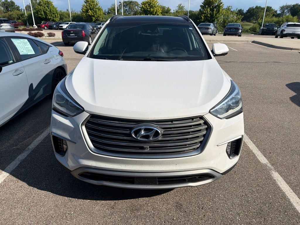 Used 2018 Hyundai Santa Fe SE Ultimate with VIN KM8SRDHF3JU287256 for sale in Grandville, MI