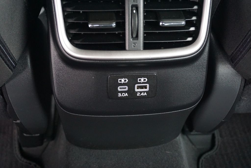 2025 Subaru Legacy Premium - Photo 13