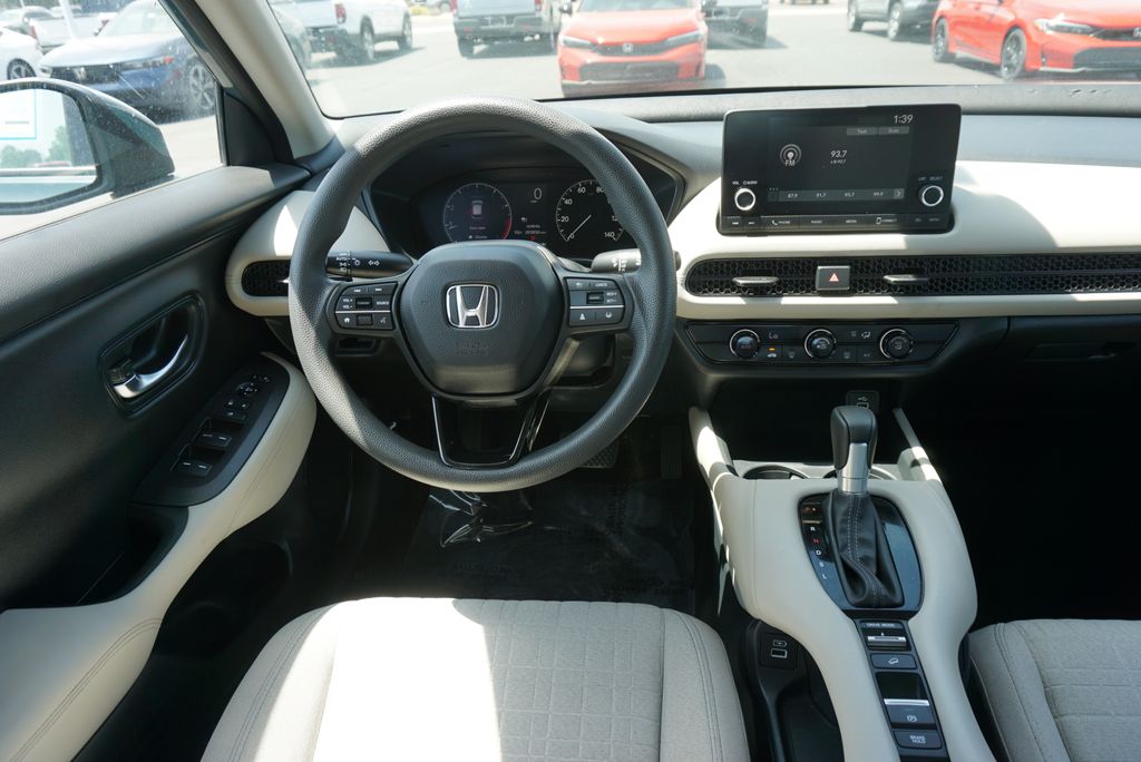 2023 Honda HR-V LX - Photo 12