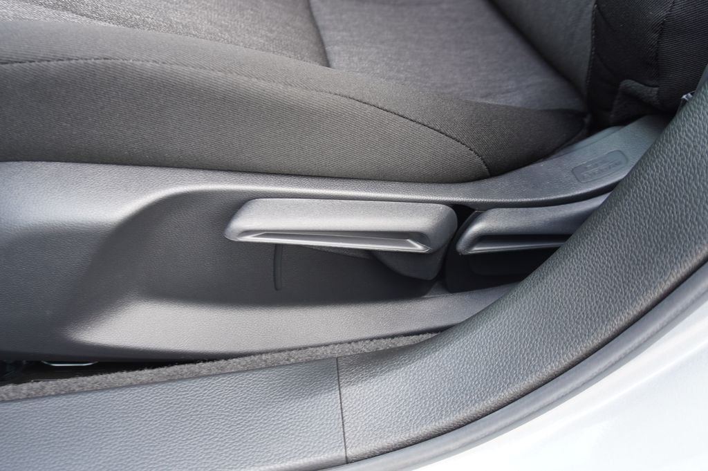 2024 Honda Accord LX - Photo 17