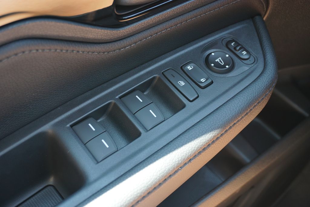 2026 Honda Odyssey Touring - Photo 33