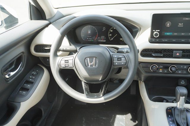 2026 Honda HR-V LX - Photo 13