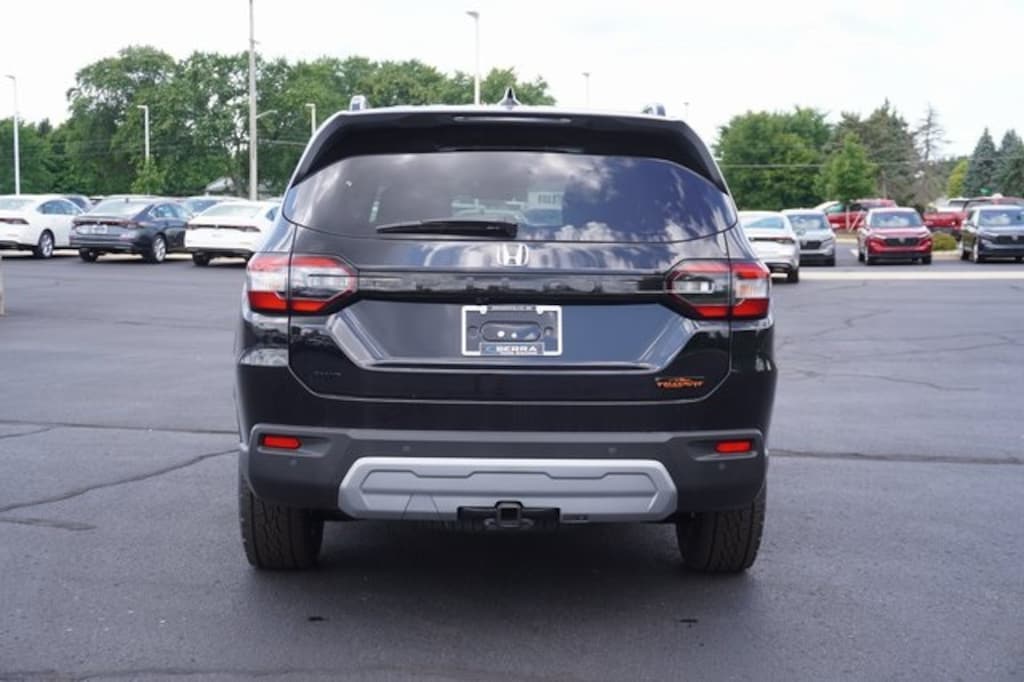 New 2025 Honda Pilot TrailSport SUV