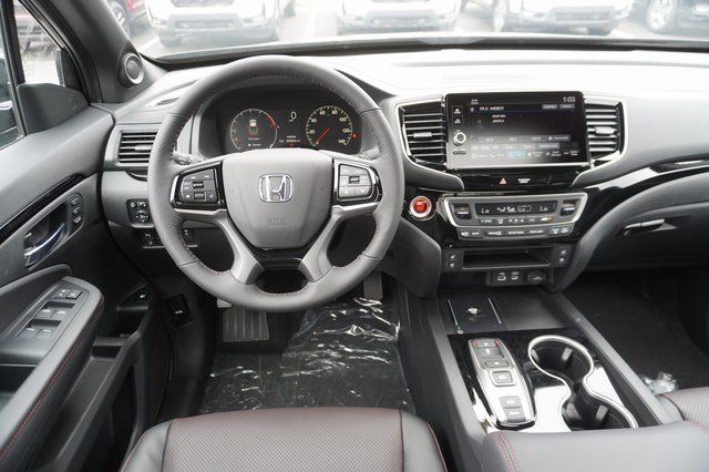 2026 Honda Ridgeline Black Edition - Photo 13