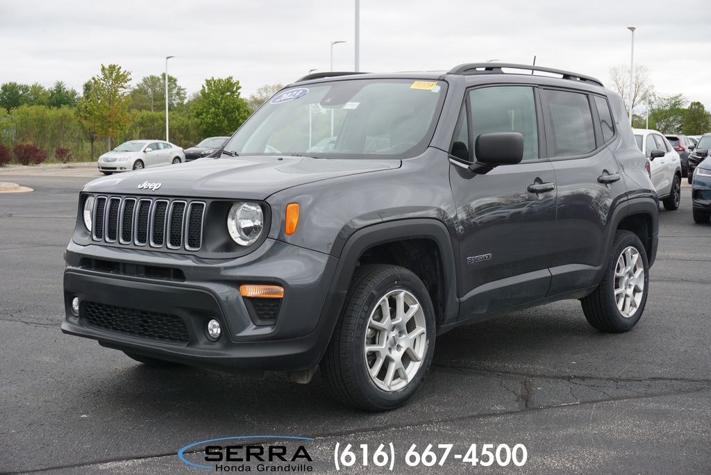 2023 Jeep Renegade Latitude 4x4's photo
