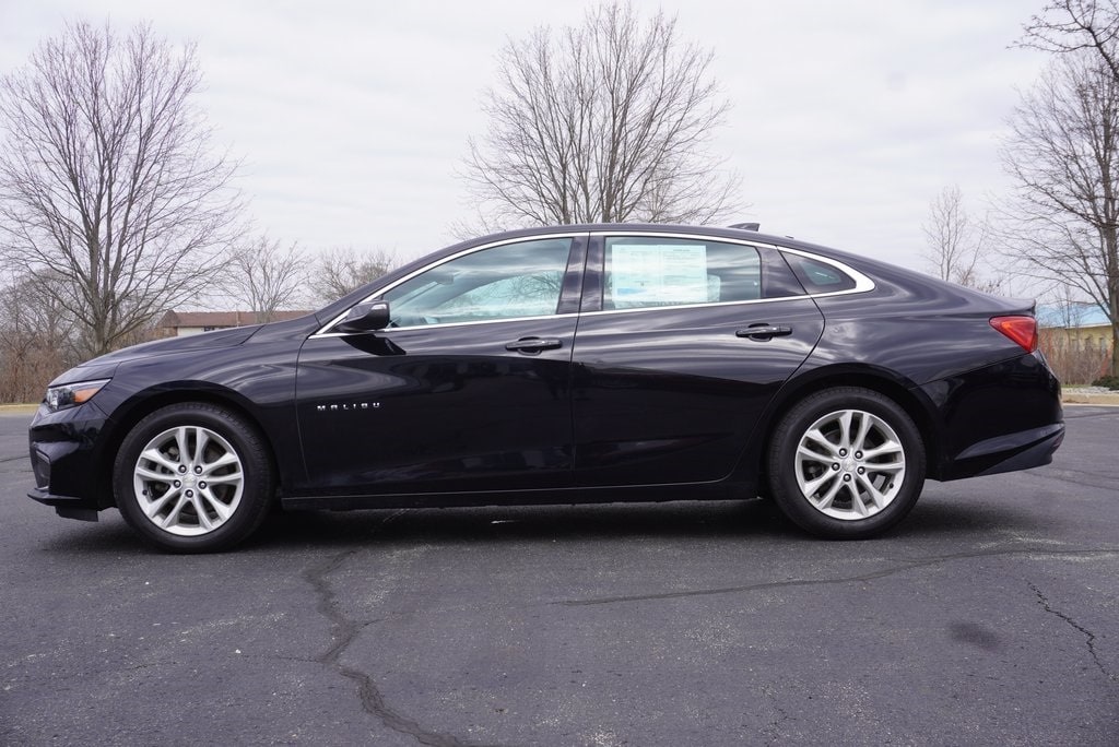 Used 2017 Chevrolet Malibu 1LT with VIN 1G1ZE5ST0HF270831 for sale in Grandville, MI