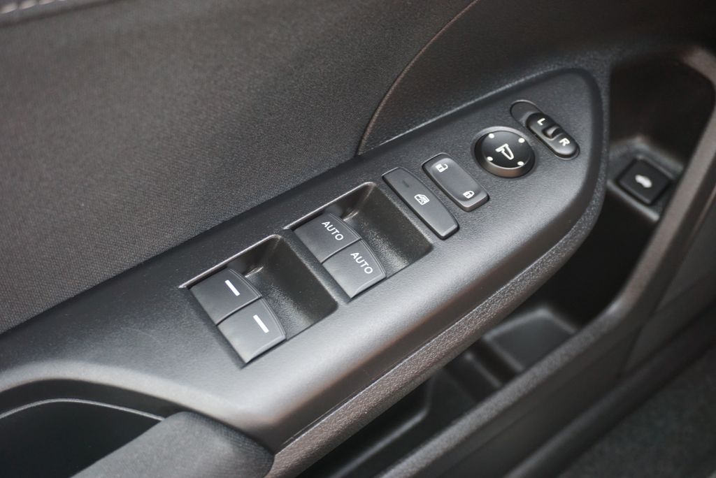 2020 Honda Civic EX - Photo 29