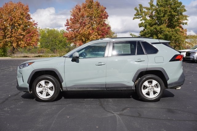 Used 2021 Toyota RAV4 XLE with VIN 4T3RWRFV2MU019986 for sale in Kansas City
