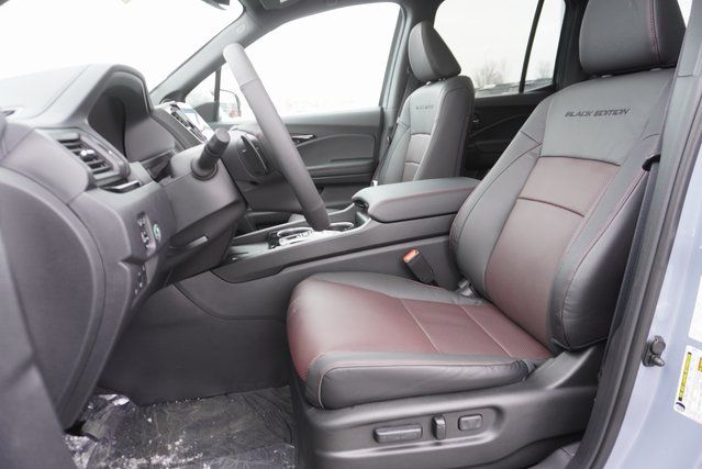 2026 Honda Ridgeline Black Edition - Photo 17