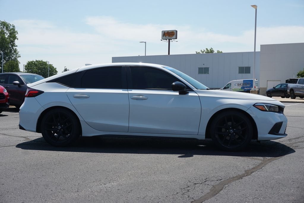 2022 Honda Civic Hatchback Sport - Photo 6