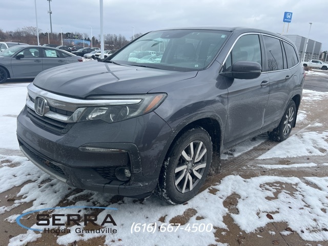 2020 Honda Pilot EX's photo