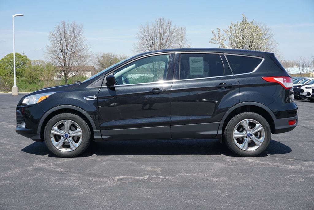 Used 2015 Ford Escape SE with VIN 1FMCU0GX7FUB85648 for sale in Grandville, MI