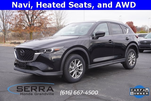 2022 Mazda CX-5 S Preferred package's photo
