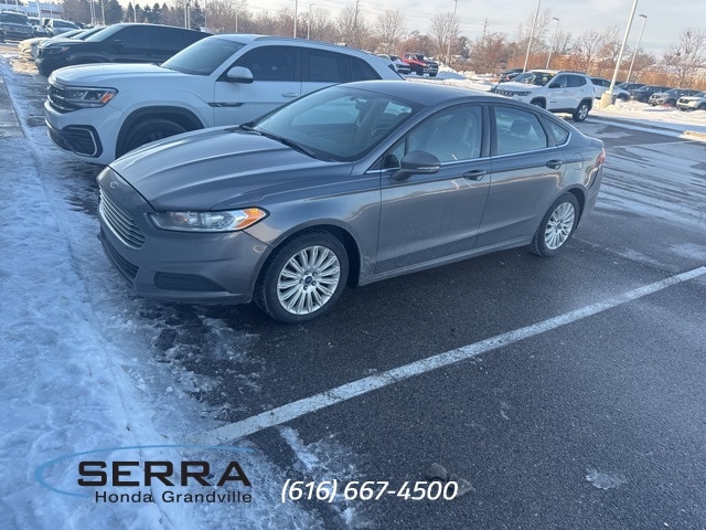 2014 Ford Fusion SE Hybrid's photo