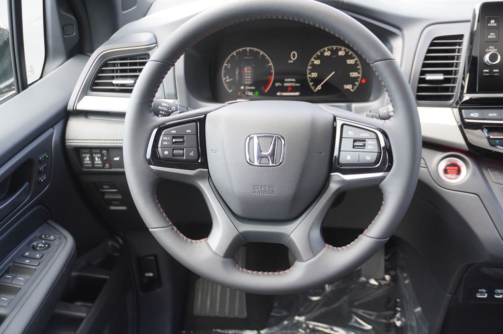 2026 Honda Odyssey Sport L - Photo 17