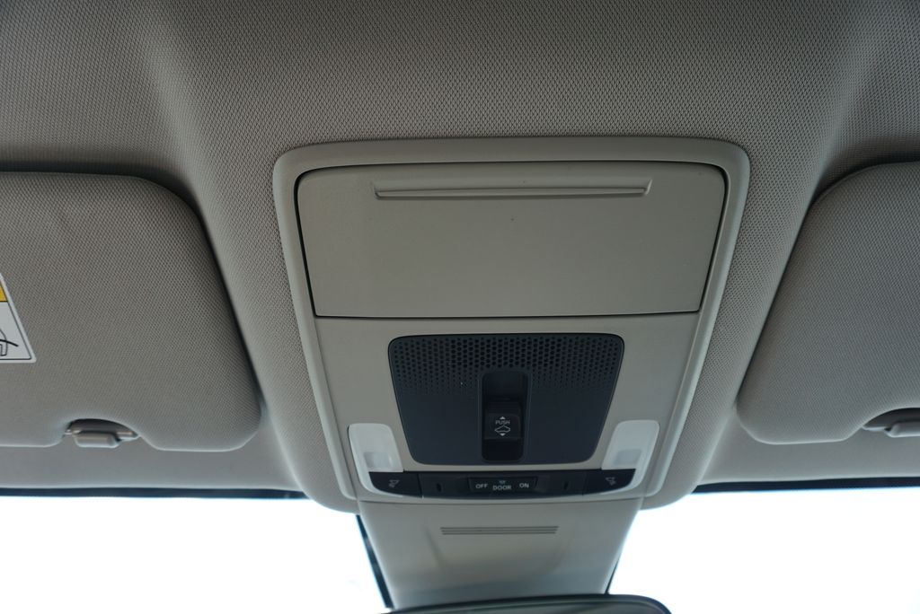 2024 Honda CR-V EX - Photo 32