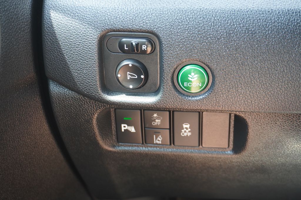2023 Honda Passport EX-L - Photo 30