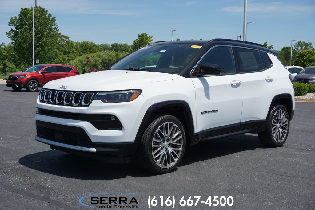 2023 Jeep Compass Limited 4X4's photo