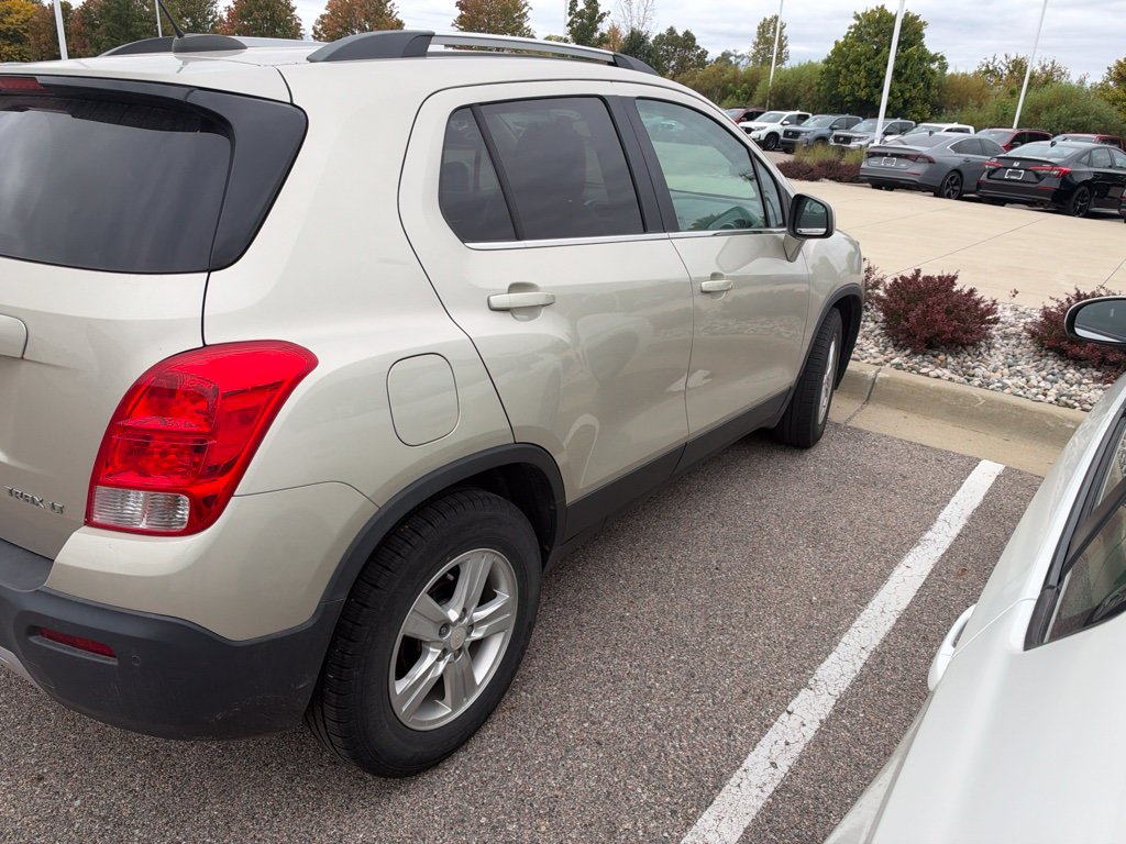 Used 2016 Chevrolet Trax LT with VIN 3GNCJLSB2GL158970 for sale in Grandville, MI