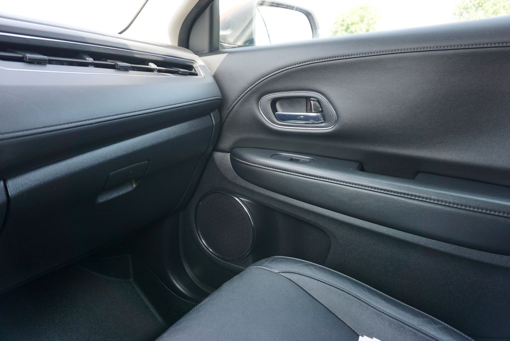 2019 Honda HR-V Touring - Photo 32
